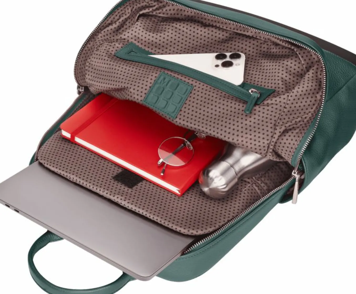 backpack_classic_leather__3.webp Backpack Classic Leather Collection Green