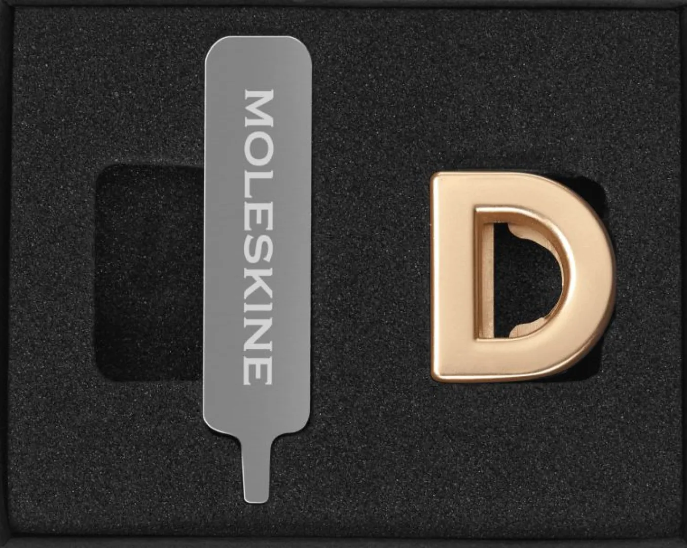 Letters and Symbols D Gold