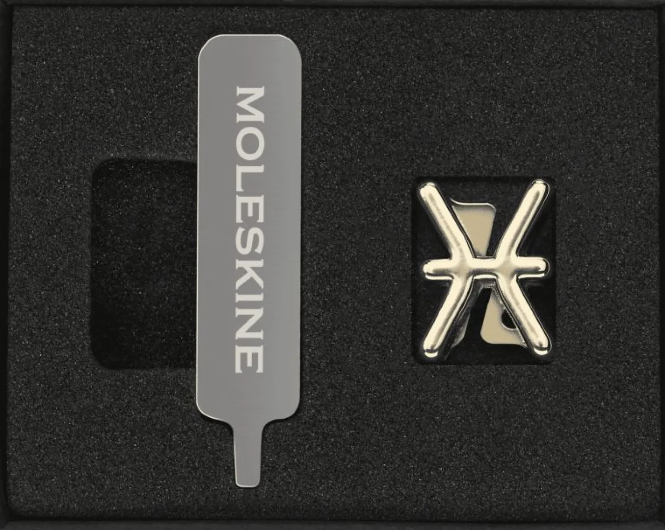 Letters and Symbols Pisces Gold