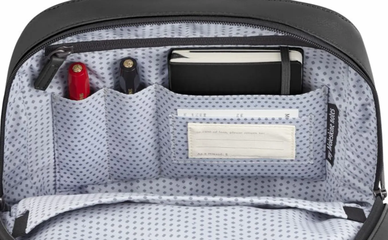 small_backpack_classic_co_4.webp Small Backpack Classic Collection, Black Black