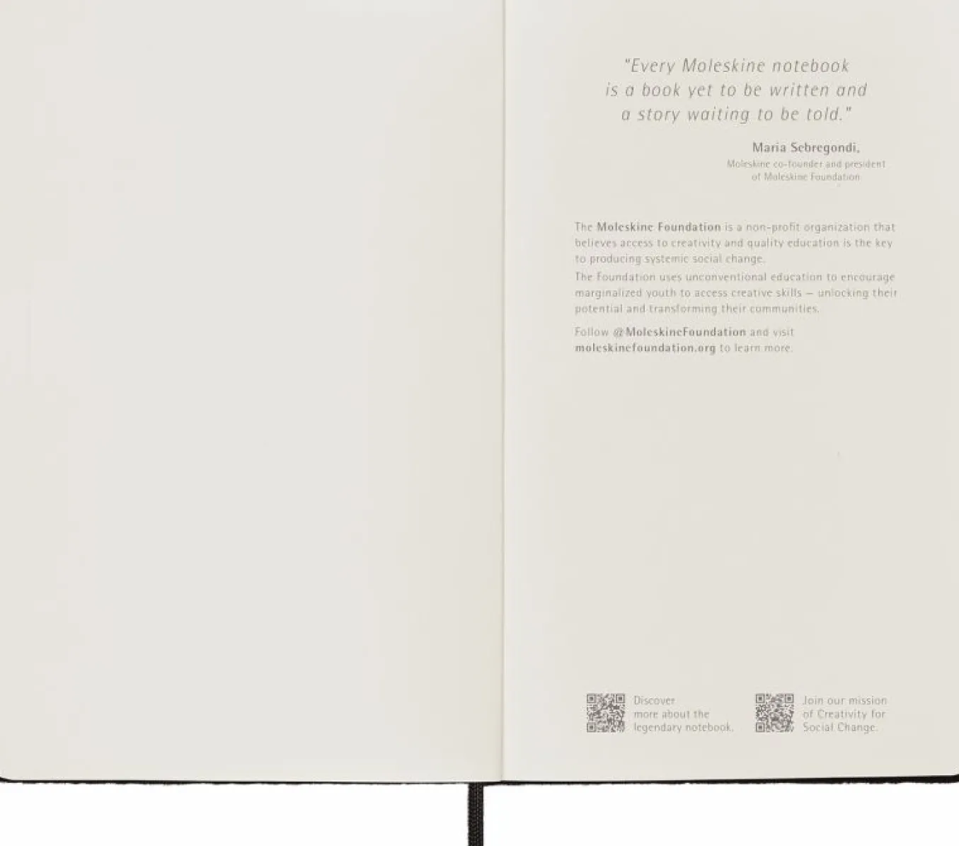 velvet_notebook_black_4.webp Velvet Notebook Black